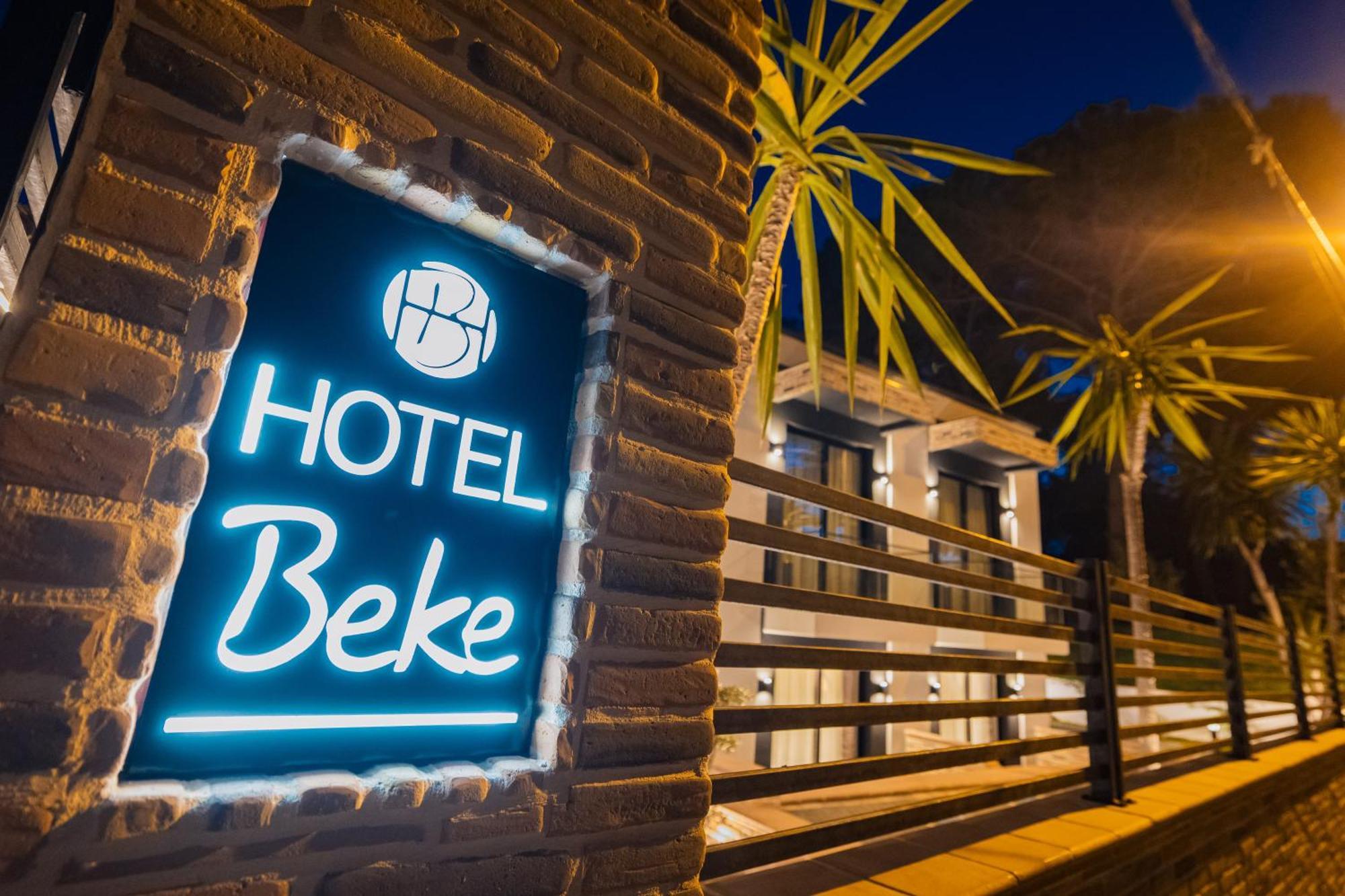 Hotel Beke Vlorë エクステリア 写真