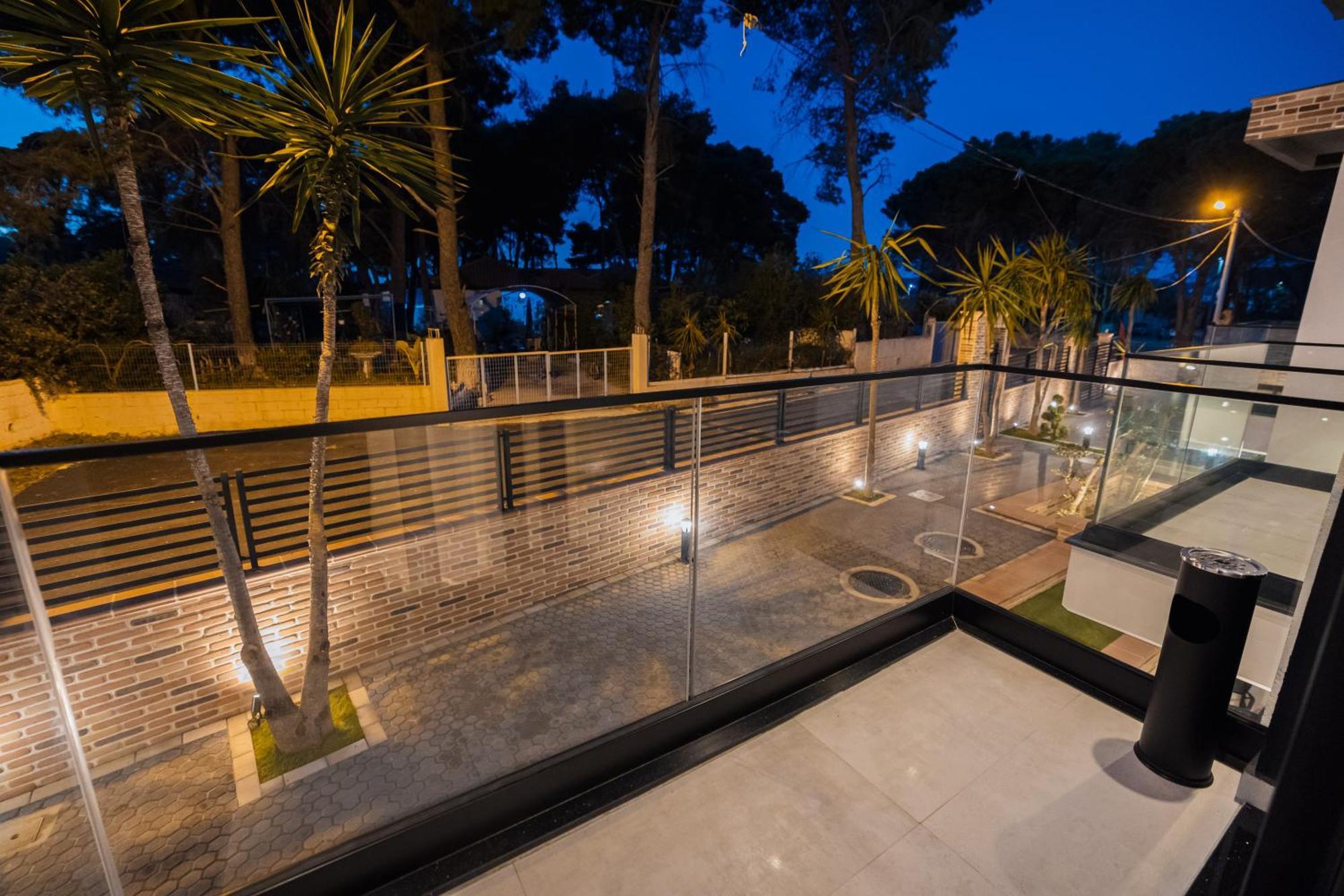 Hotel Beke Vlorë エクステリア 写真