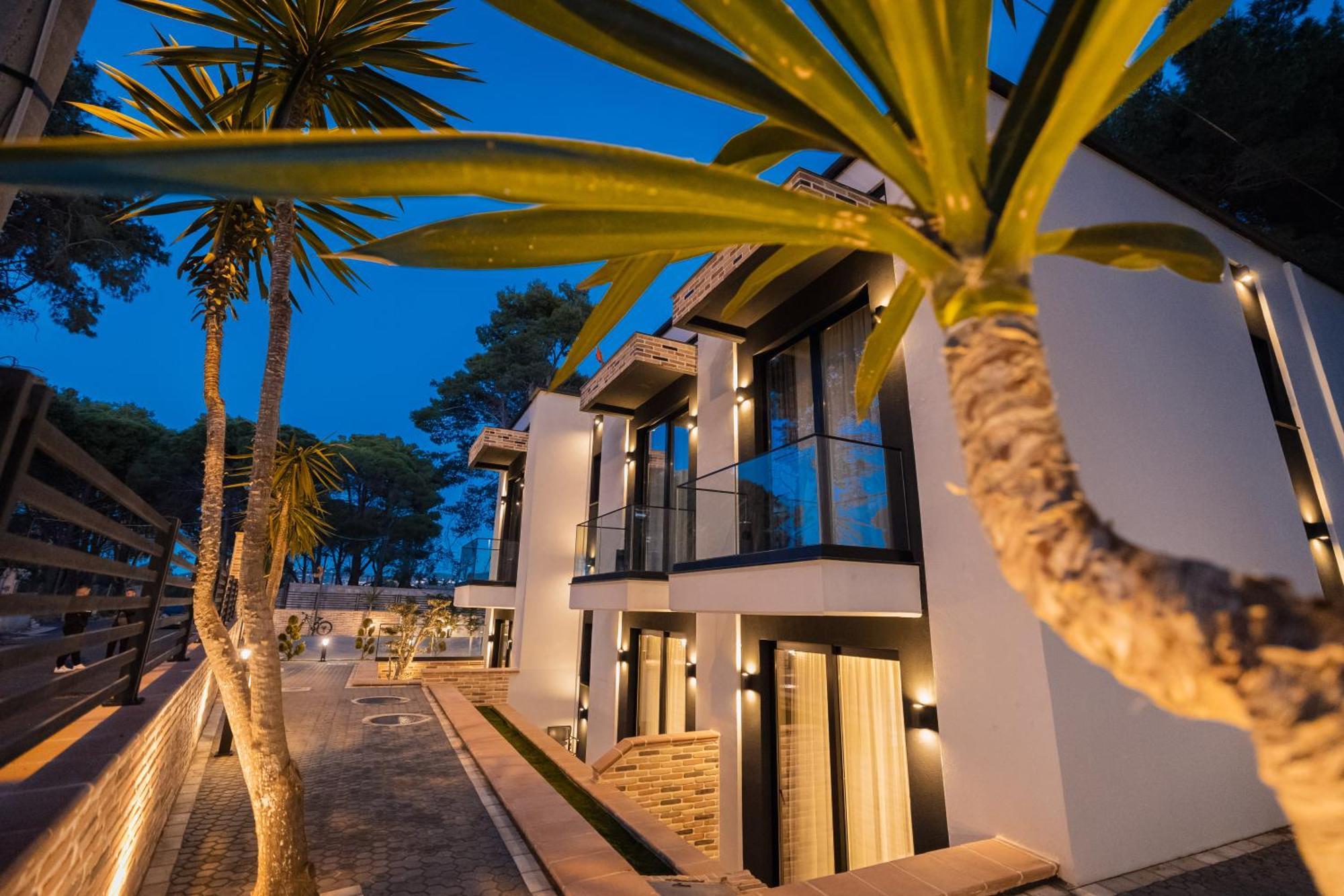 Hotel Beke Vlorë エクステリア 写真