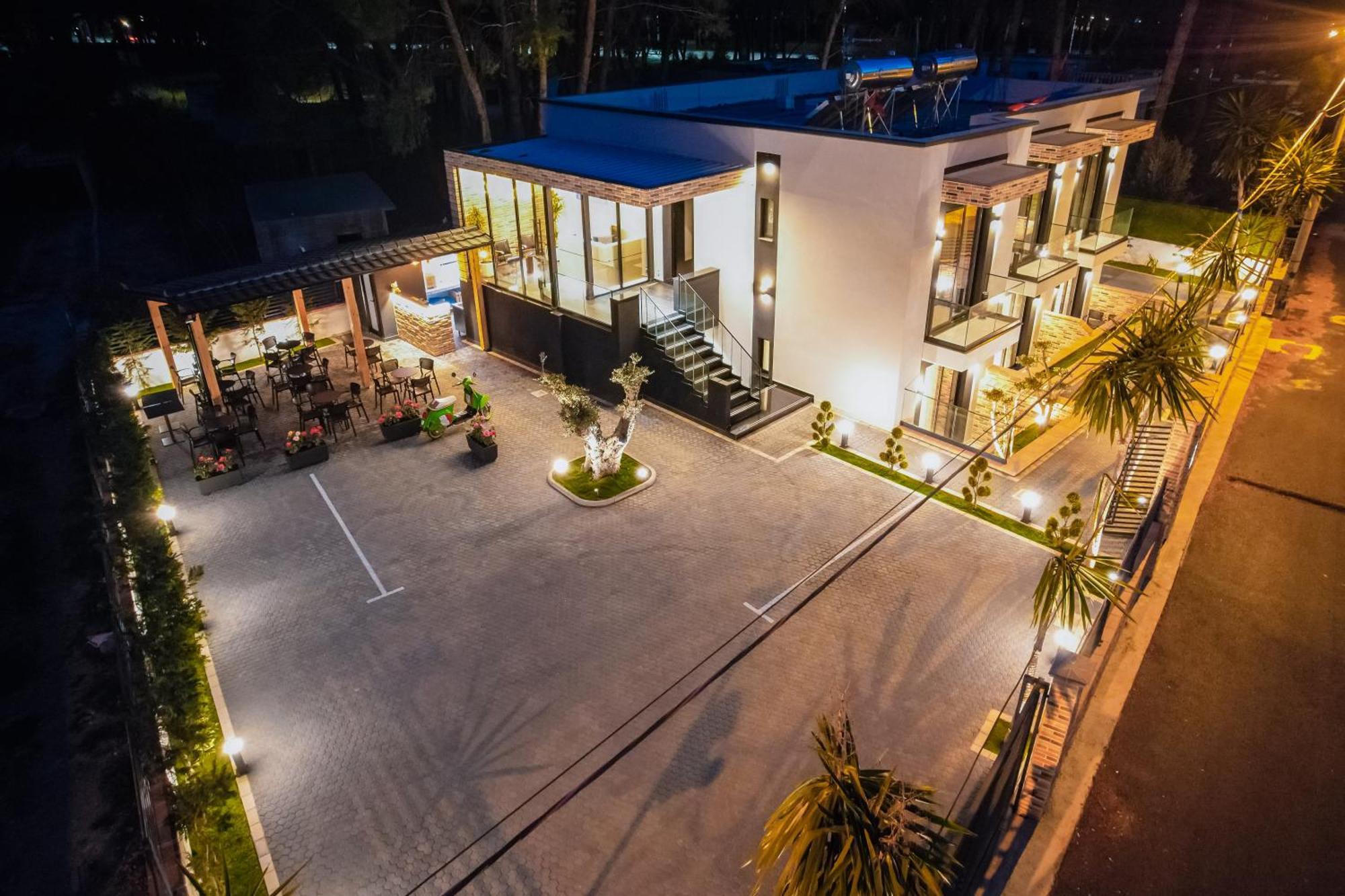 Hotel Beke Vlorë エクステリア 写真