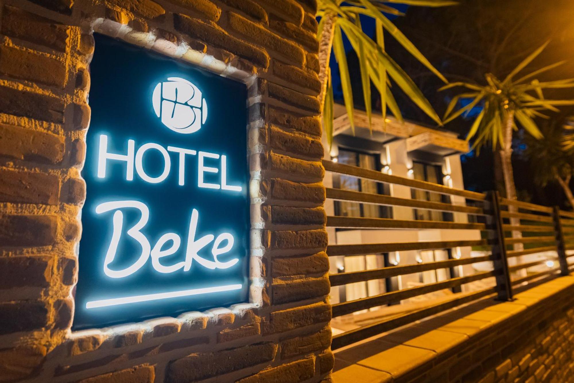 Hotel Beke Vlorë エクステリア 写真