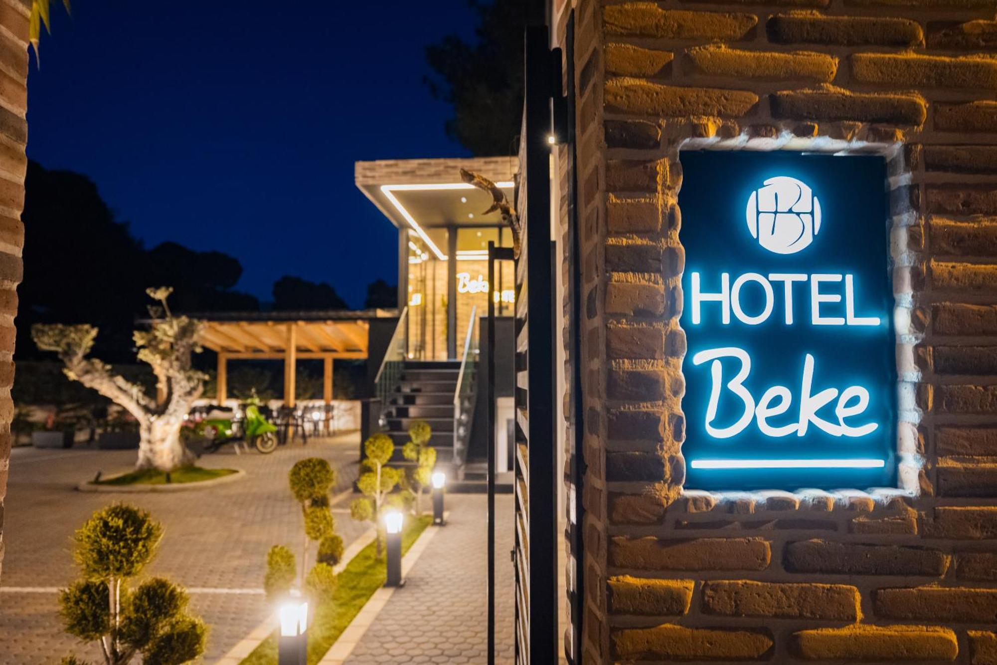 Hotel Beke Vlorë エクステリア 写真