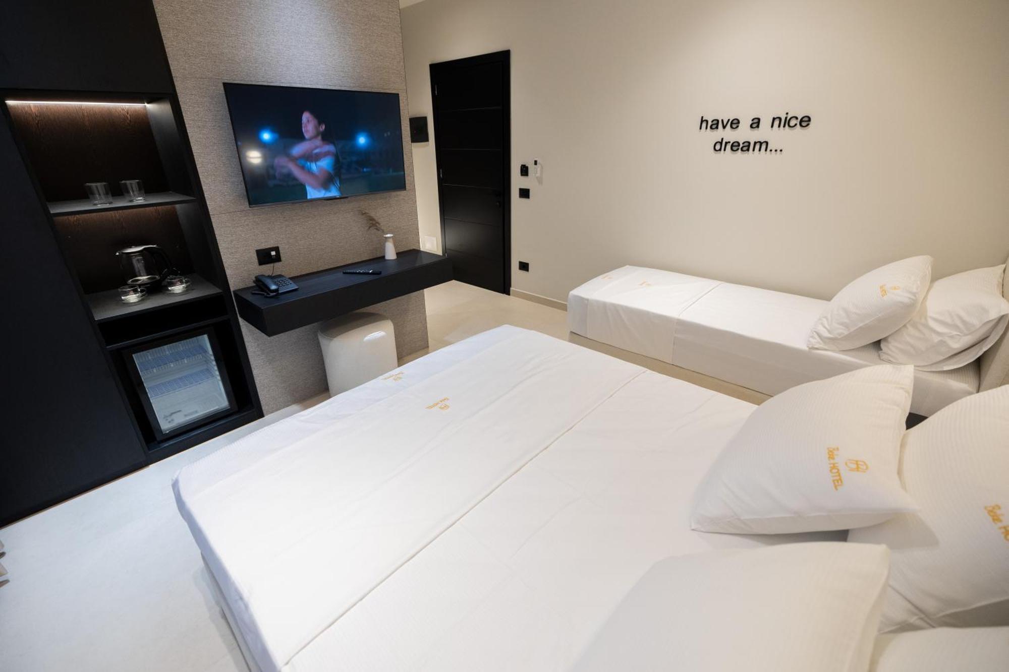 Hotel Beke Vlorë エクステリア 写真